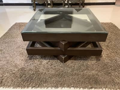 Lounge center table