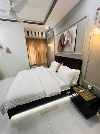2 BHK furnished Luxurious apartment daily basis and weekly available