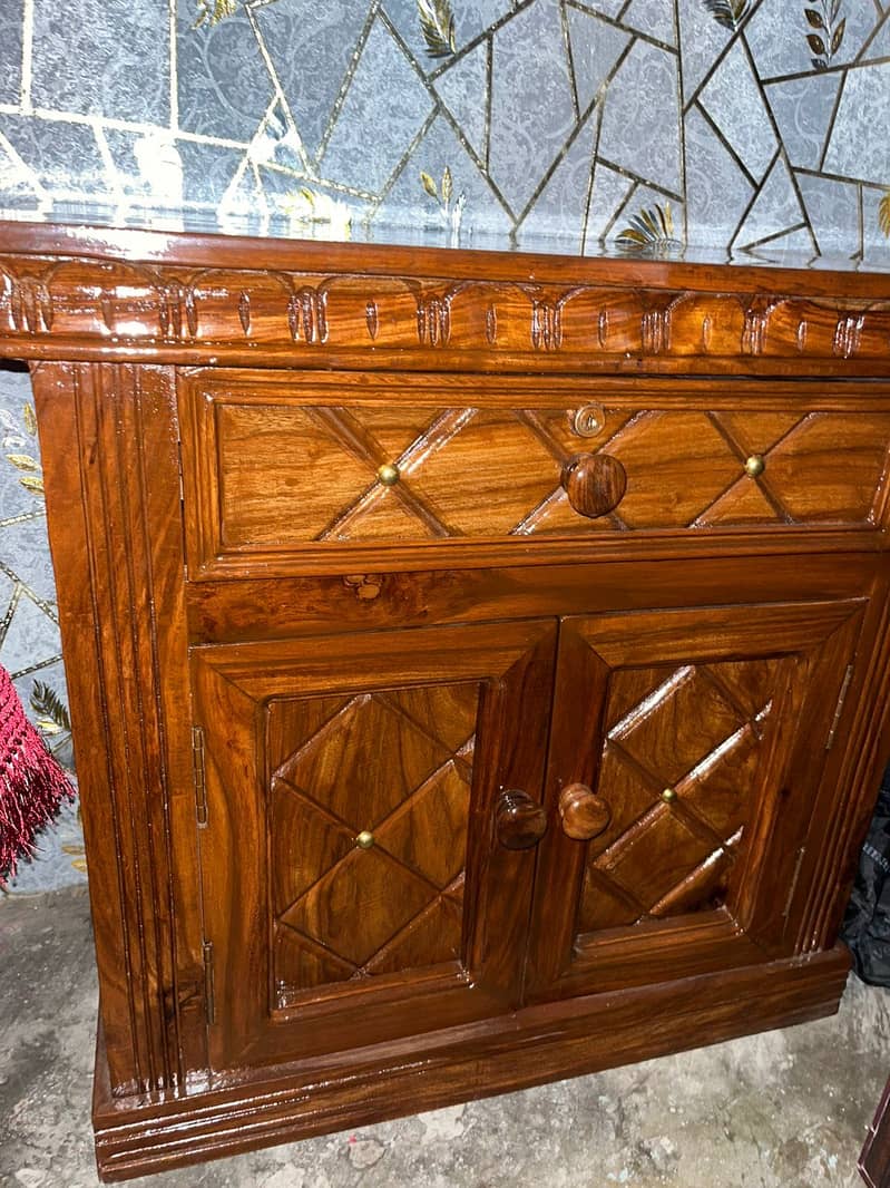Bed dressing side tables 1