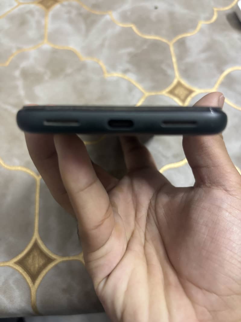 Google Pixel 5a 3