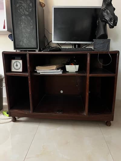 computer/tv table for sale