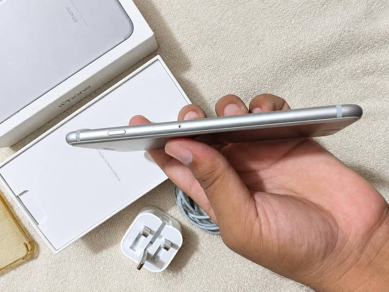 Apple iPhone 7 Plus 3