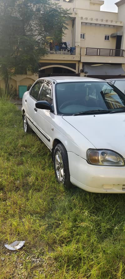 Suzuki Baleno 2004