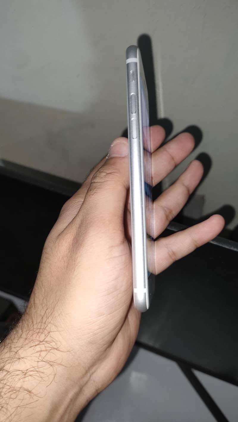 Apple iPhone 8 2