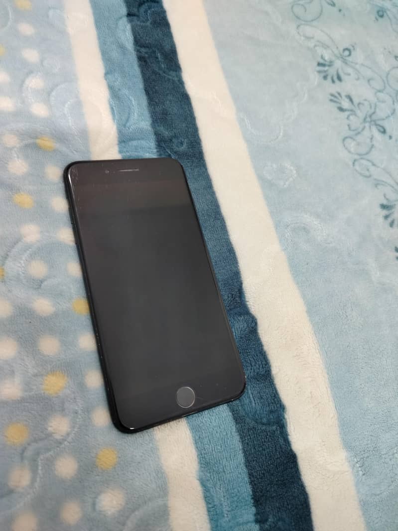 Apple iPhone 7 Plus 0