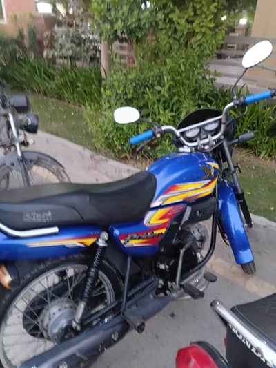 Beautiful Honda Pridor