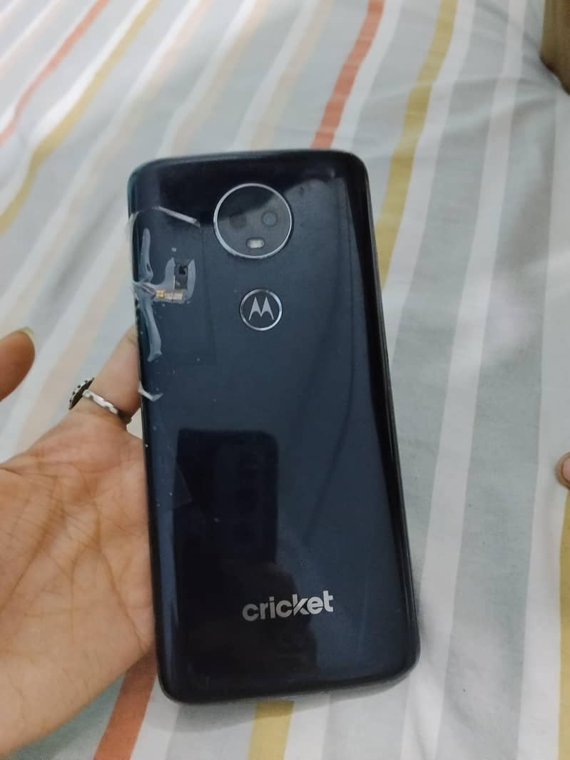 Motorola E5plus 0