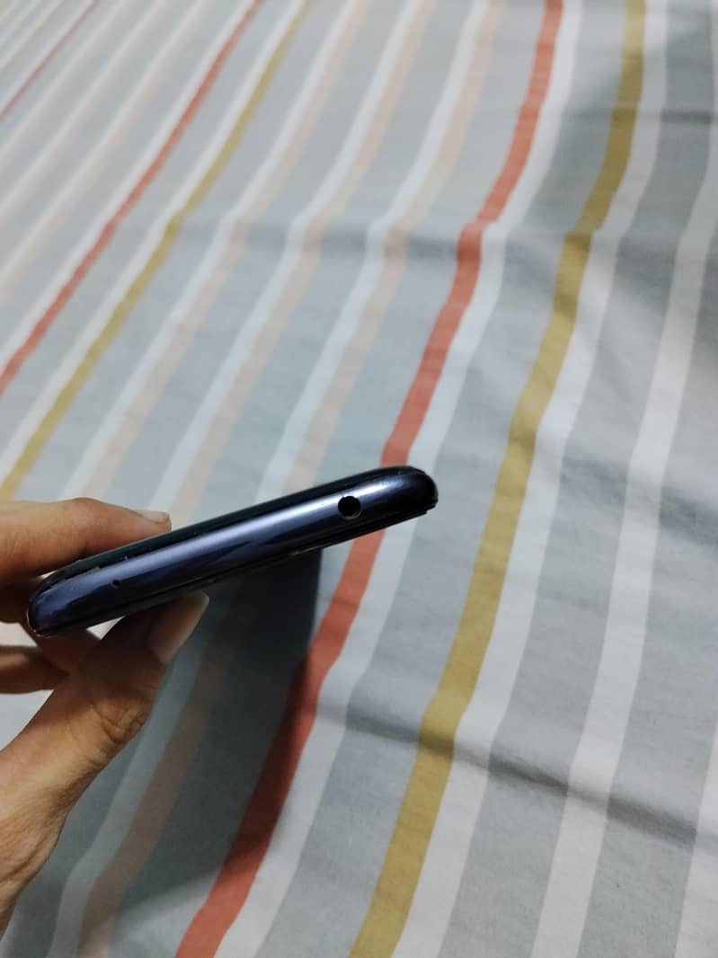 Motorola E5plus 3