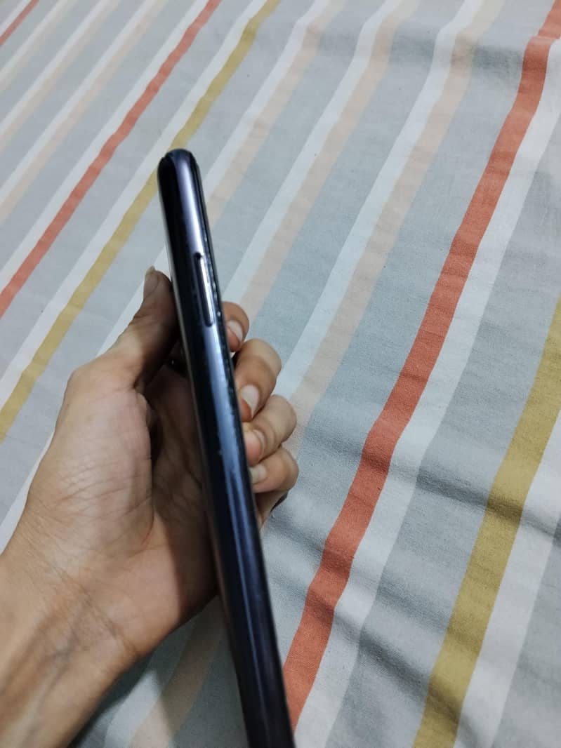 Motorola E5plus 5