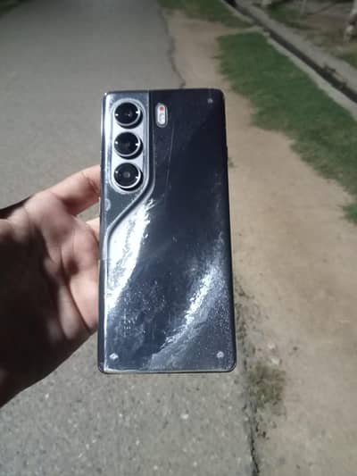 Tecno CAMON 40 Pro