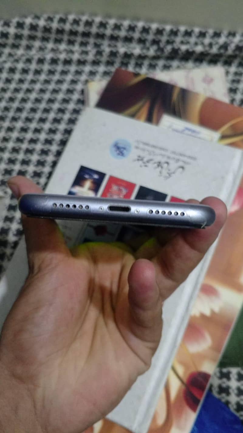 Apple iPhone 11 1