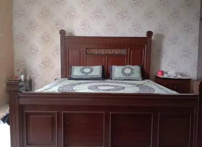 Very less used king size double bed