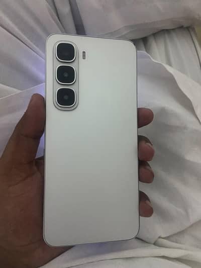 Infinix Hot 60i