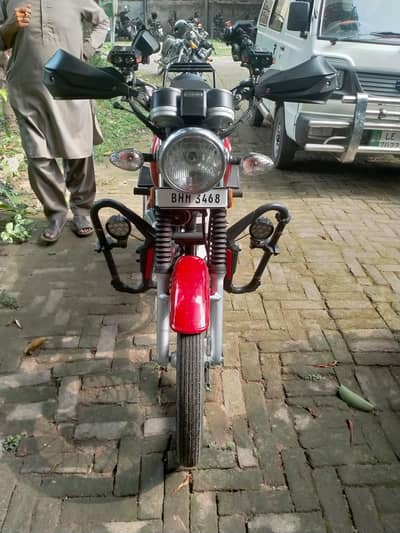 Suzuki GS 150 Red (2026 Model) 10/10 Condition