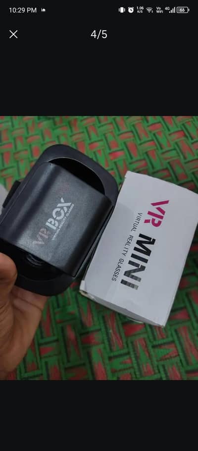Virtual Reality Headset