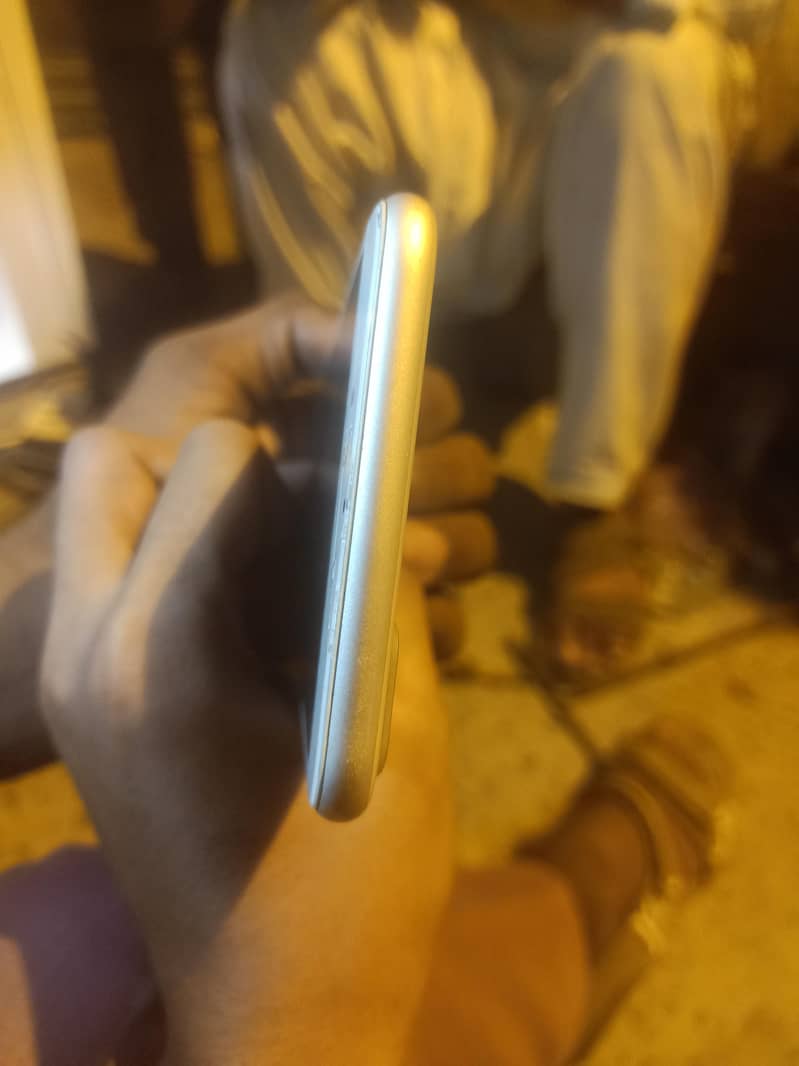 Apple iPhone 7 Plus 1