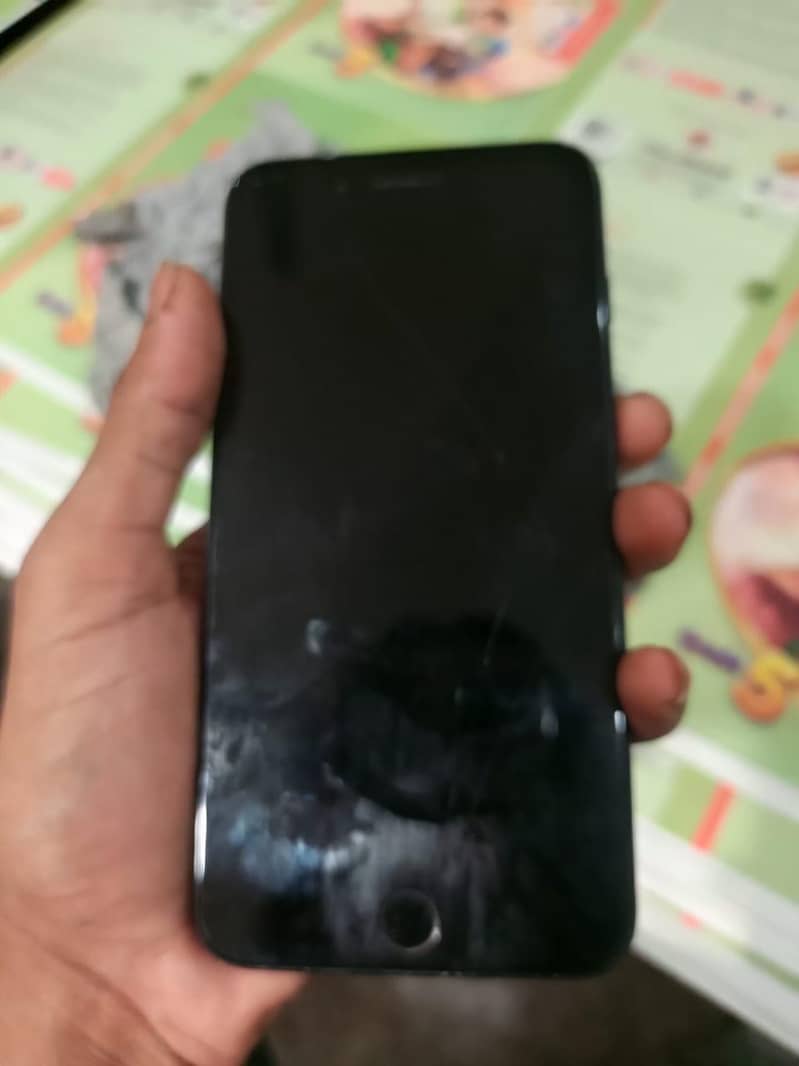 Apple iPhone 7 Plus 5