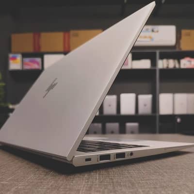 Hp elitebook 840 G8 i5 11th gen
