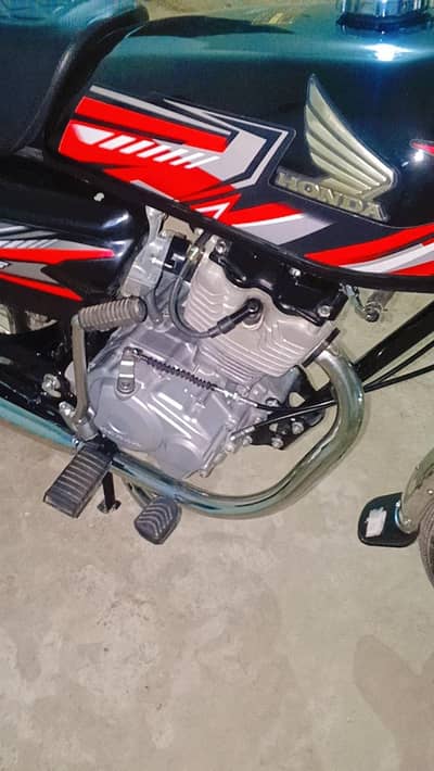 sale Honda cg 125 red colour double Saman ka sat slensor bhi sat