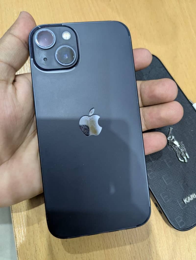 Apple iPhone 13 3