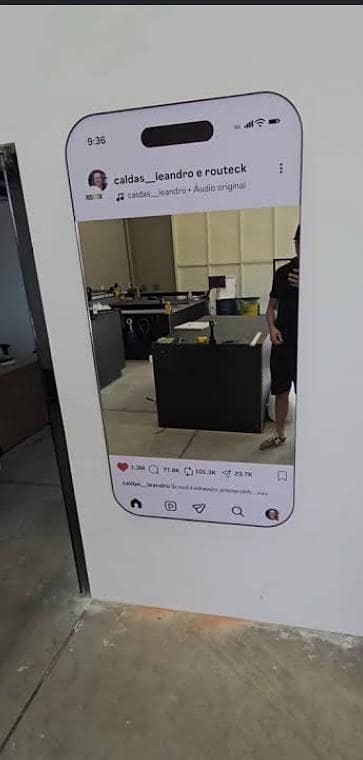 Instagram mirror 1
