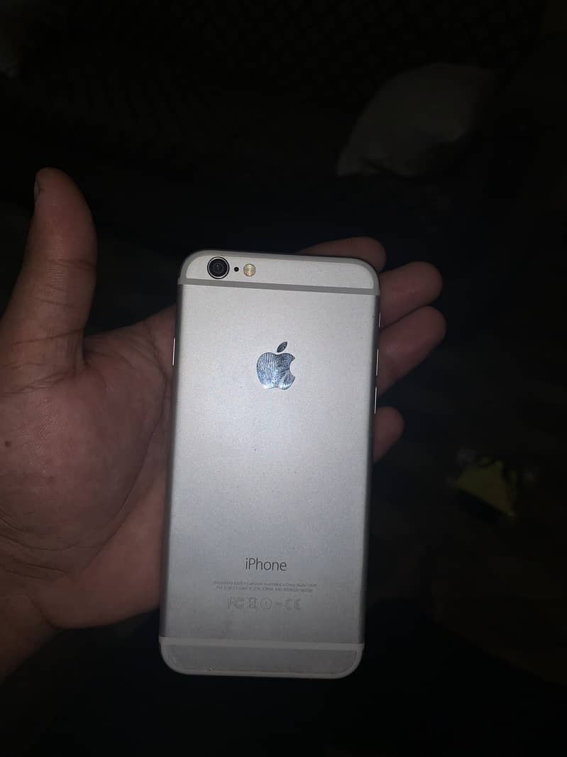 Apple iPhone 6 0
