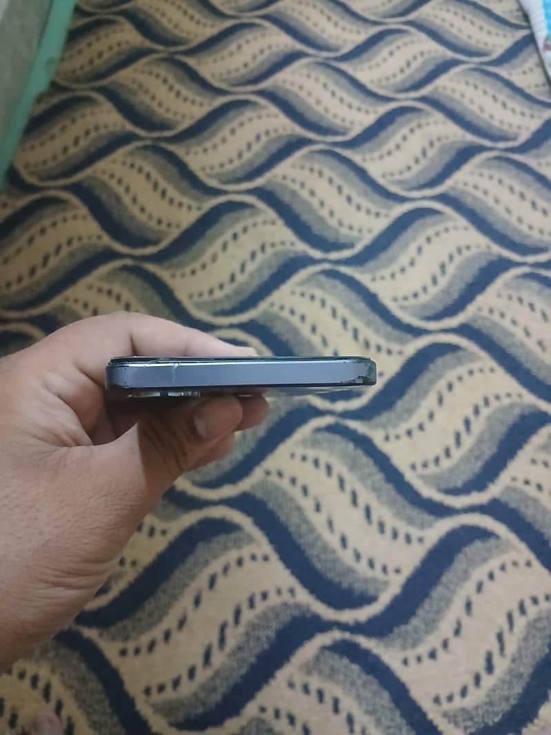 Realme Note 60 6