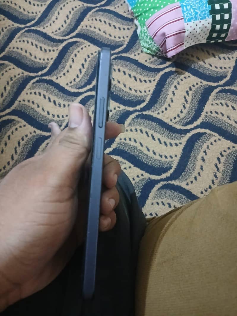 Realme Note 60 8