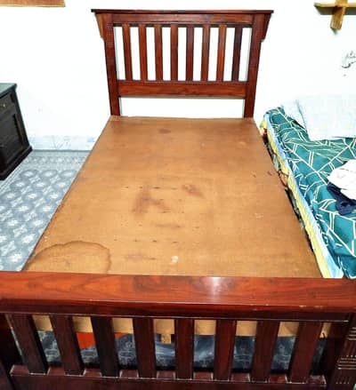 Pure Sheesham Wood (Kali Taali) Single Bed
