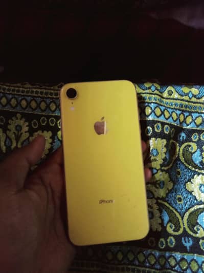 Apple iPhone XR