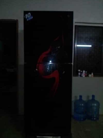 Very nice fridge pel company only series buyer can contact good fridge