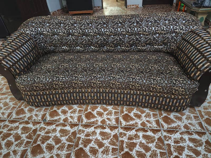 Sofa Set 321 plus Table 6x4 Ft 1