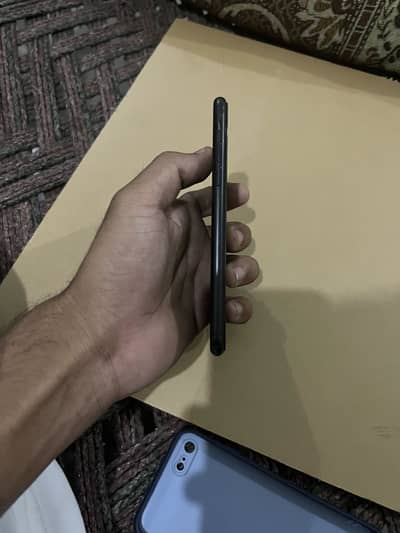 Apple iPhone 7