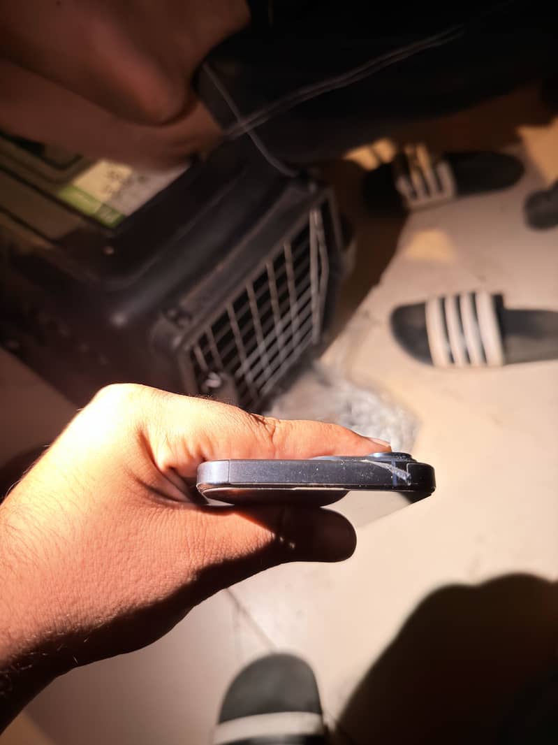 Apple iPhone 15 Pro Max 6