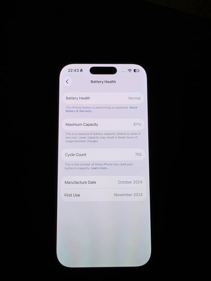 Apple iPhone 16 Pro 3