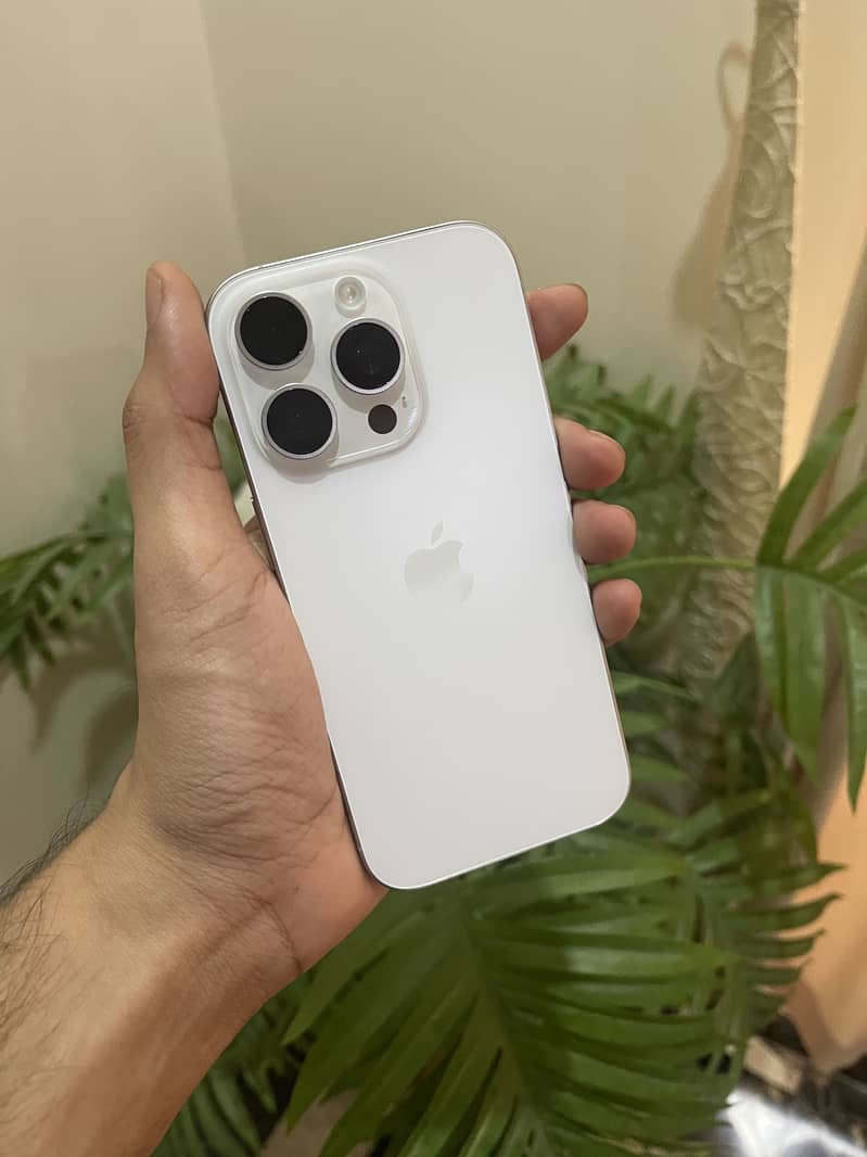 Iphone 16 pro 0