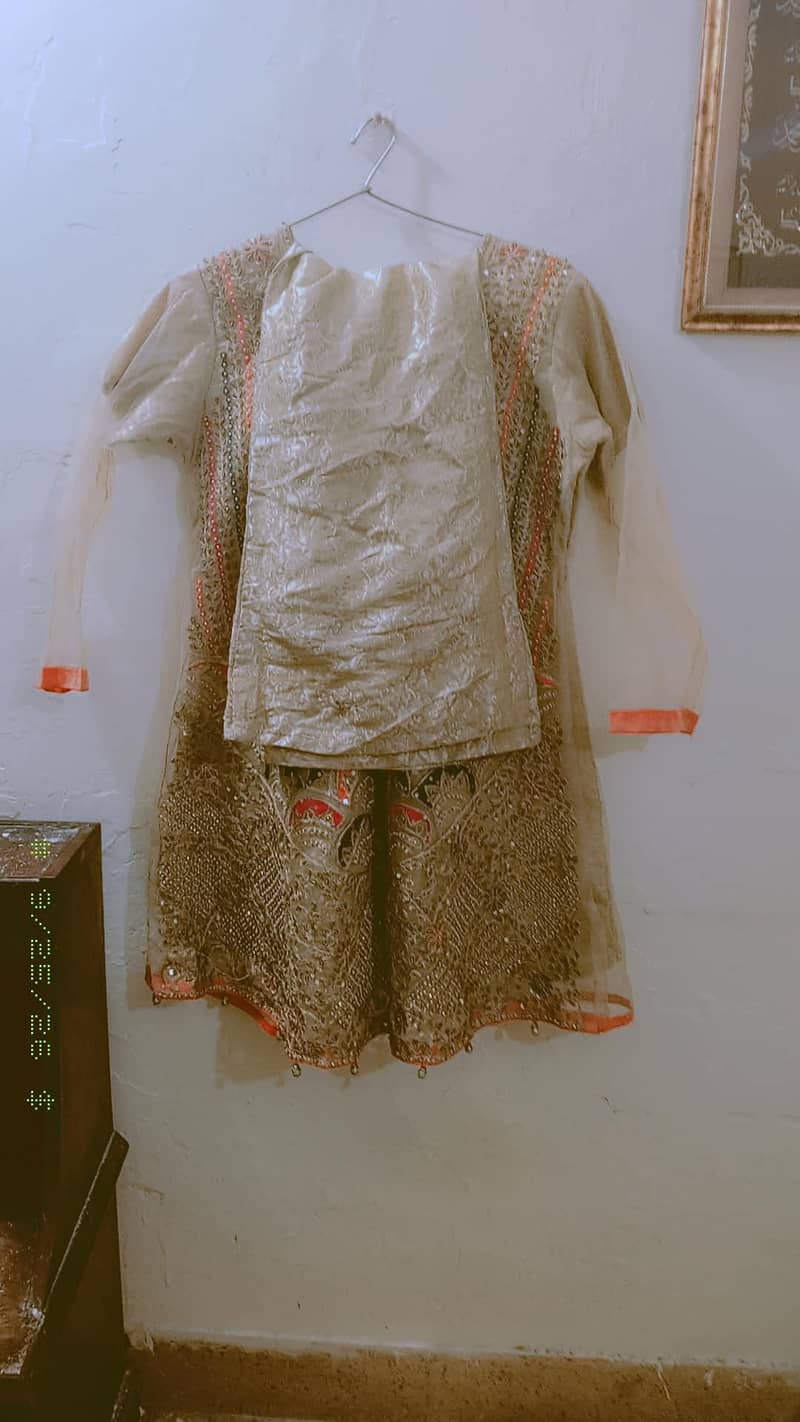 Cloth 0