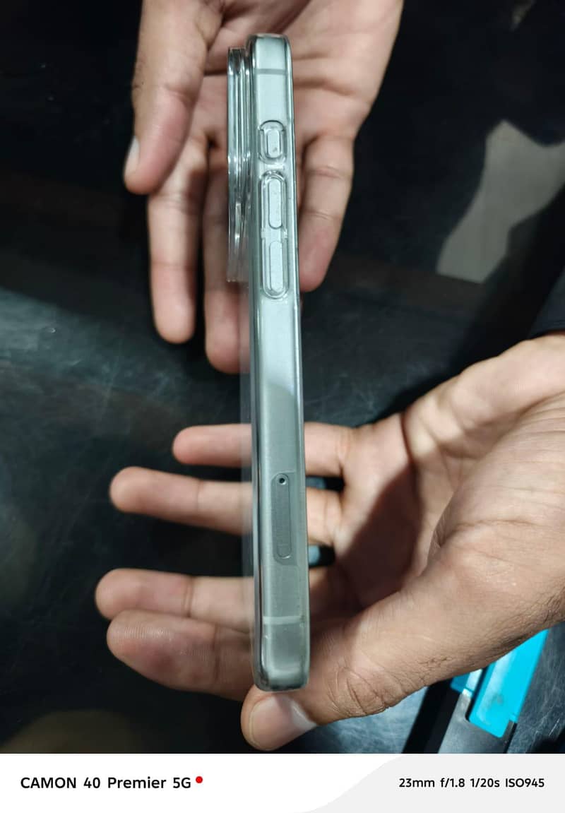 Apple iPhone 17 Pro Max 1