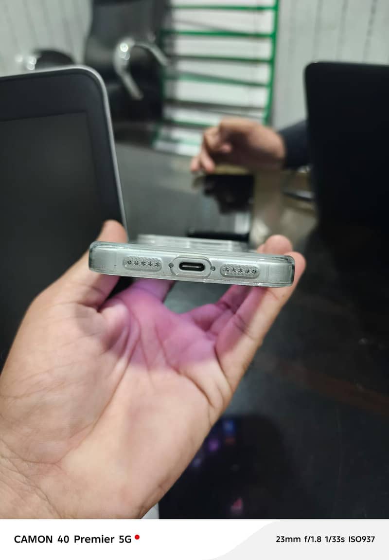 Apple iPhone 17 Pro Max 2
