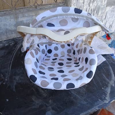 baby cot in good condition