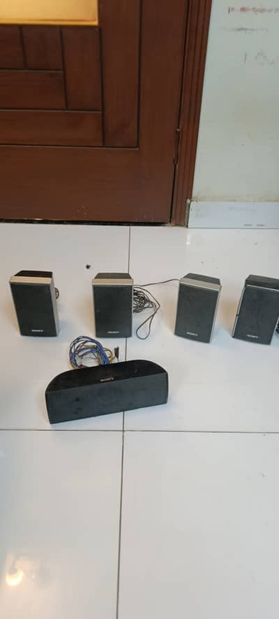 Sing 5.1 home theatre