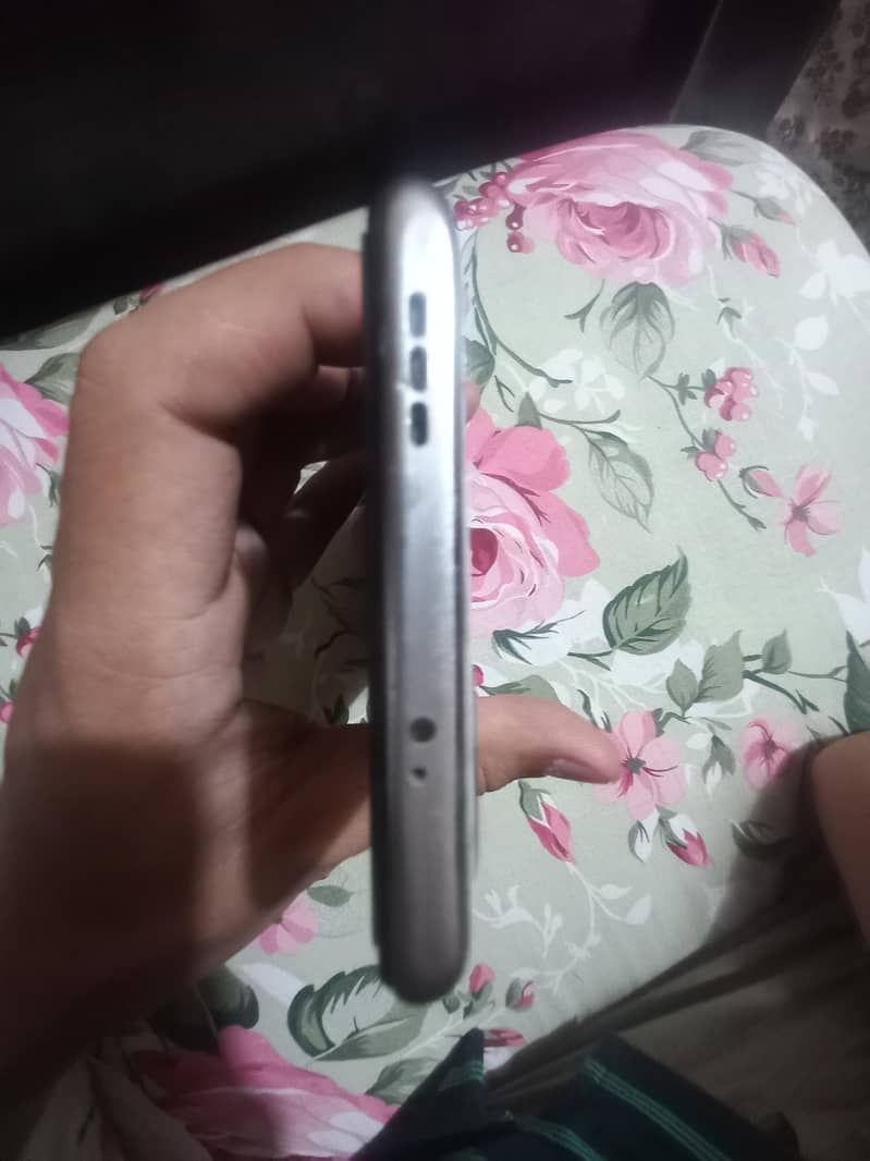 Xiaomi Redmi Note 10 1