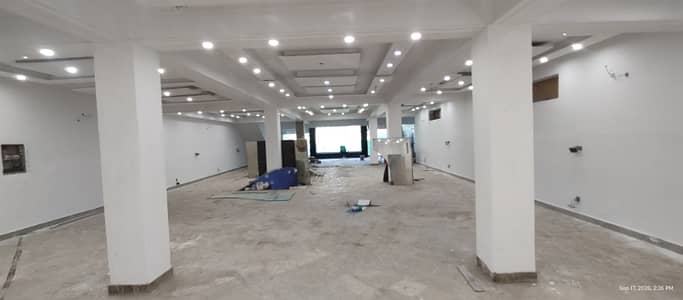 1 Kanal Commercial basement And Second floor Hall . Each hall rent 3 Lac both halls rent 6 Lac Best for Jim . it office Clinic . Saloon etc