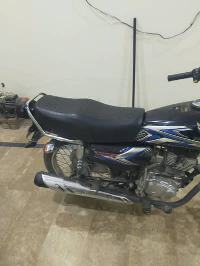 CG 125