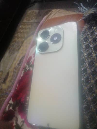 Tecno Spark 20