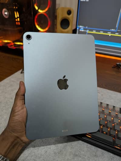 iPad Air M3 | 11 inches | Fresh Condition