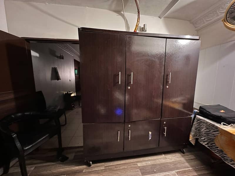 3 Door Solid Cabinet 3