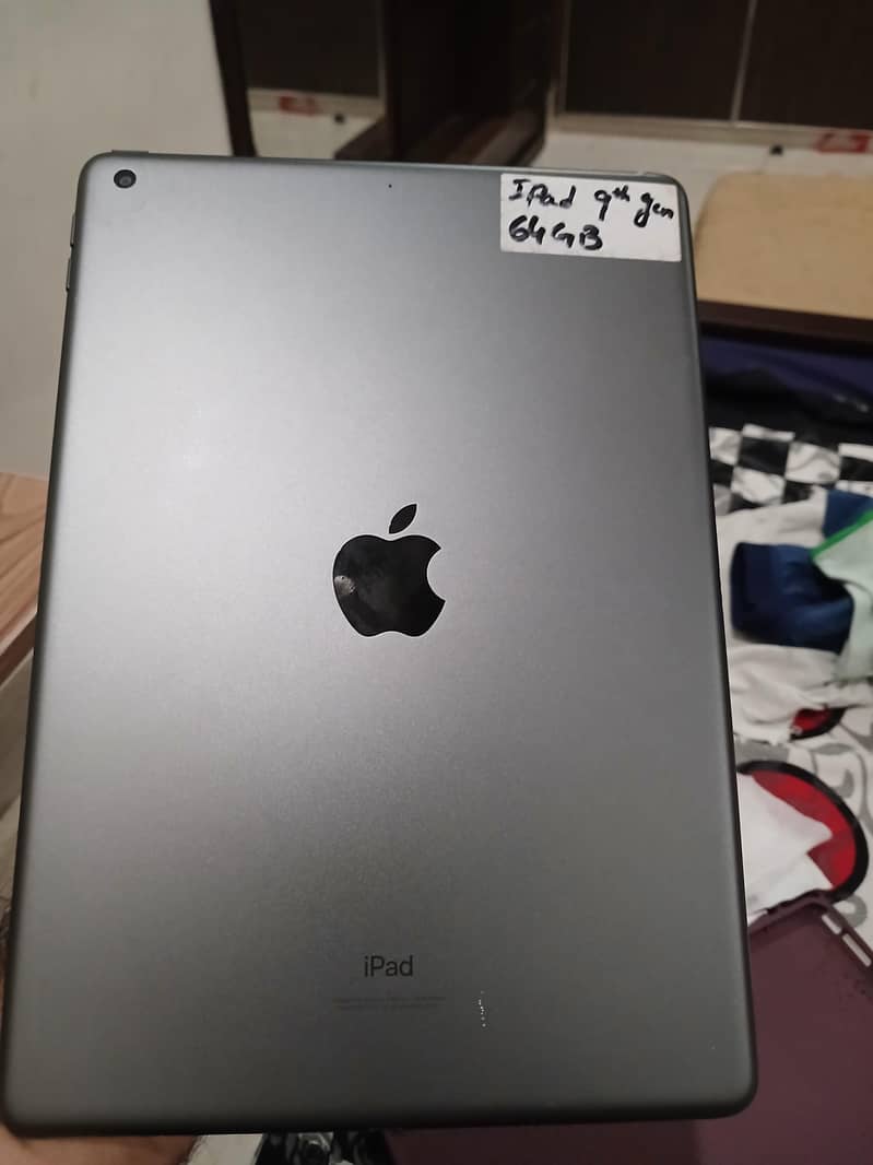 ipad 64 GB 9th Generation 2