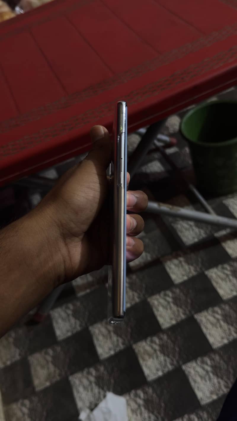 Samsung Mobile Note 10 Plus 3