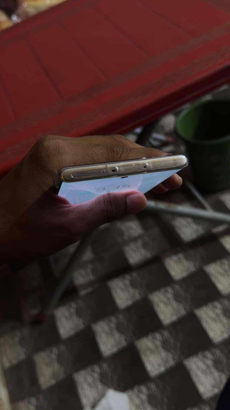 Samsung Mobile Note 10 Plus 4